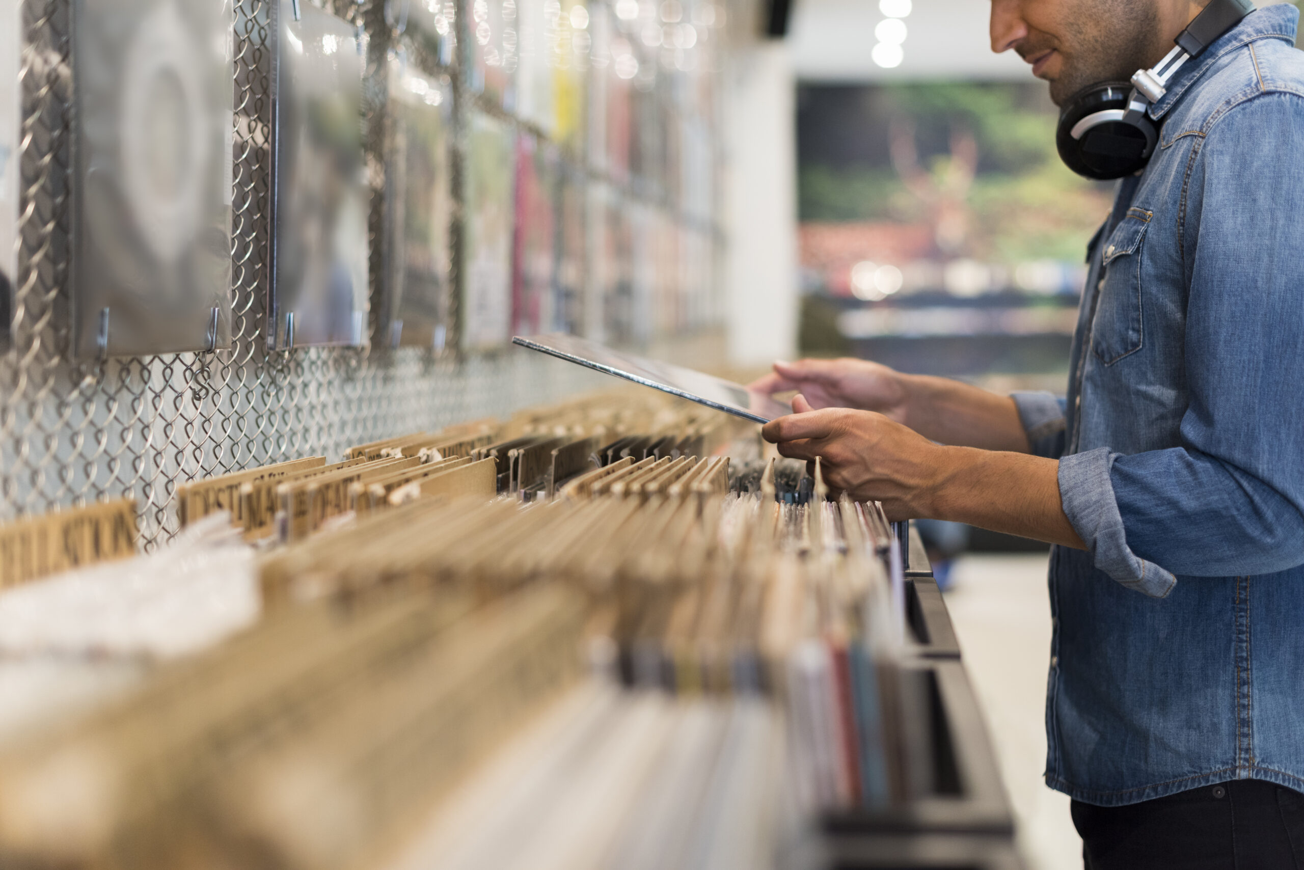 PROFITABLE MOVIE, MUSIC, AND MEMORABELIA RETAIL LOCATIONS FOR SALE