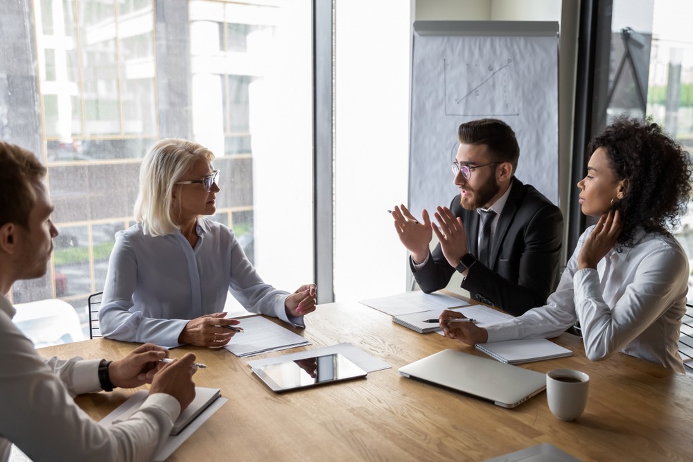 Brokers negotiating a deal