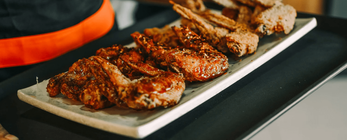 Thriving Casual Dining & Sports Bar – Profitable Franchise Opportunity in Eastern Ontario